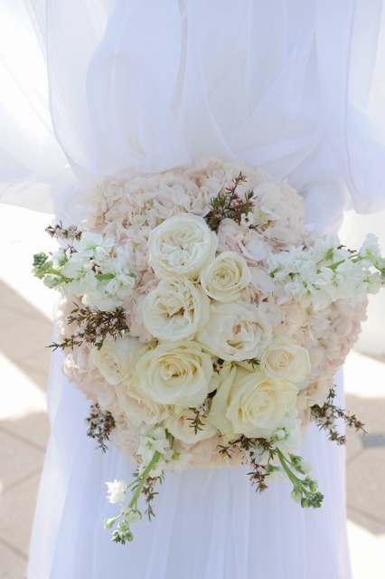 intimate-wedding-at-the-ritz-bouquet
